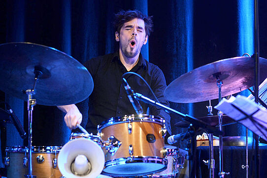 Jonas Burgwinkel    Jazz     Schlagzeuger    Drummer    Live-Konzert    Stadtgarten Köln    2014