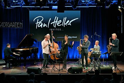 Paul Heller Invites Fay Claassen & David Linx feat. Magnus Lindgren