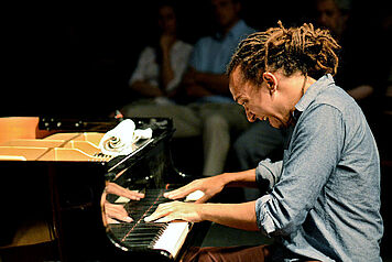  Gerald Clayton    Jazz    Pianist     Live-Konzert    Altes Pfandhaus Köln     2013