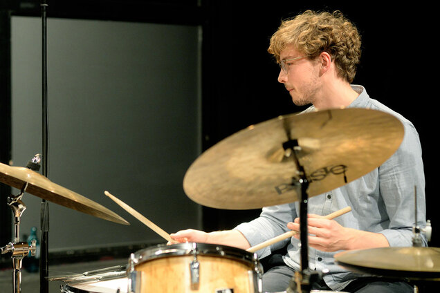 Fabian Arends     Jazz     Schlagzeuger    Drummer     Stadtgarten      Live-Konzert     Winterjazz-Festival Köln   2019