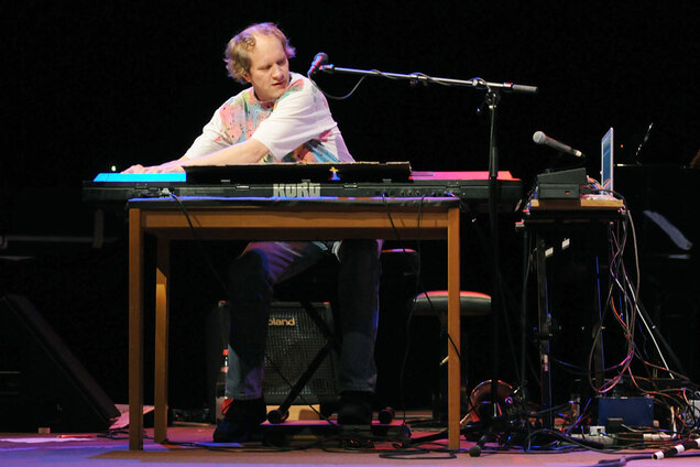 Django Bates    Jazz    Pianist     Live-Konzert    Shreefpunk    Philharmonie Köln    2008