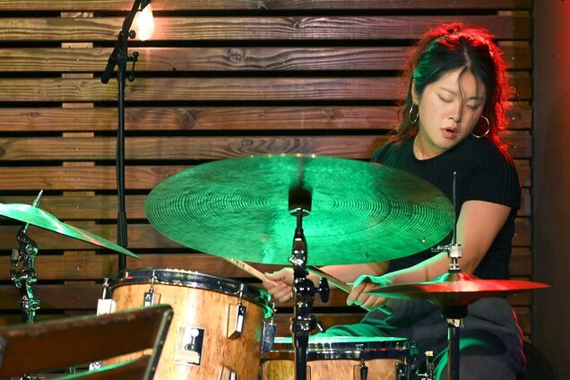 Sun-Mi Hong