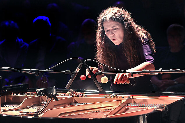 Sylvie Courvoisier