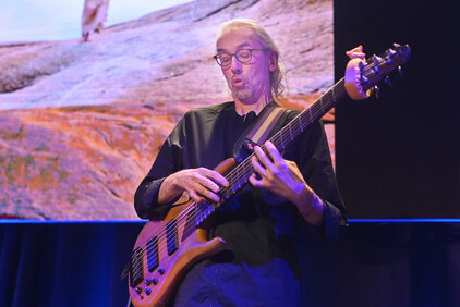 Björn Meyer Björn Meyer